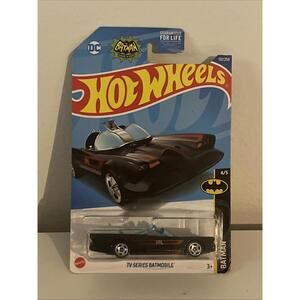 Hot Wheels Batman Classic TV Series Batmobile 4/5 #131/250 DC Comics 1:64